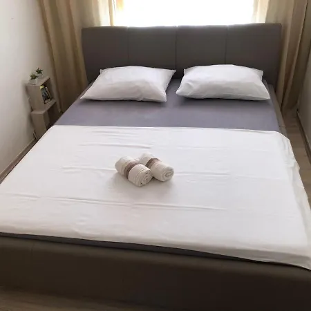 Appartement Paklenica-josipa *